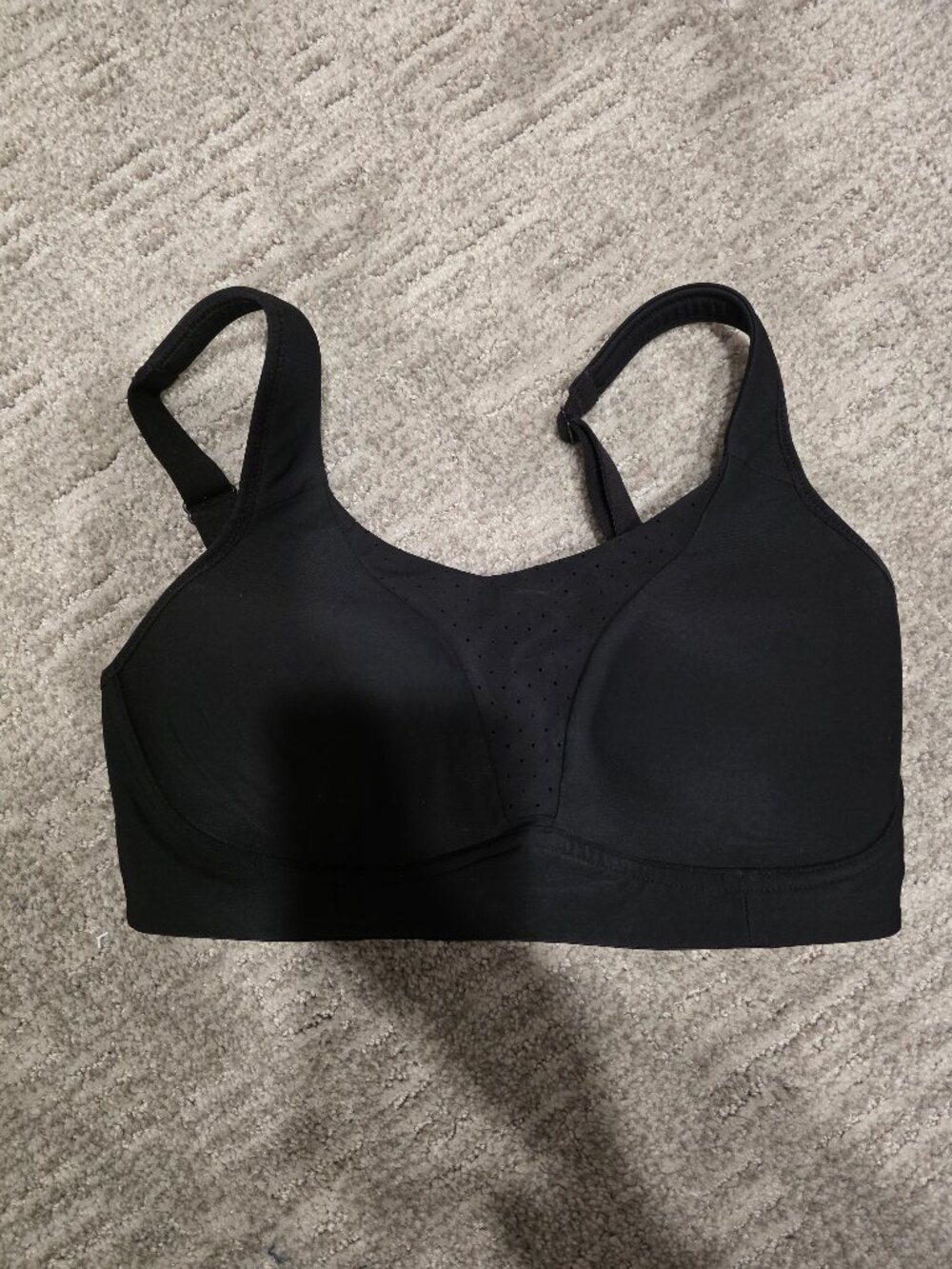 Lululemon Run times Bra SIZE 32DD